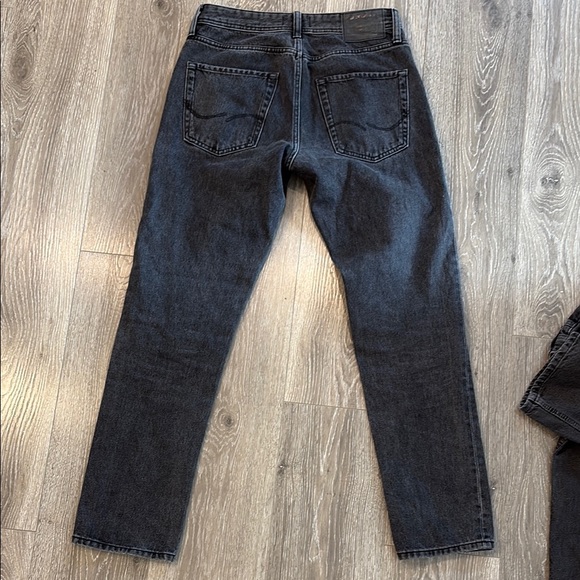 Bundle of 3 men’s black denim: Gap, Jack and Jones, and BDGt - Picture 7 of 10